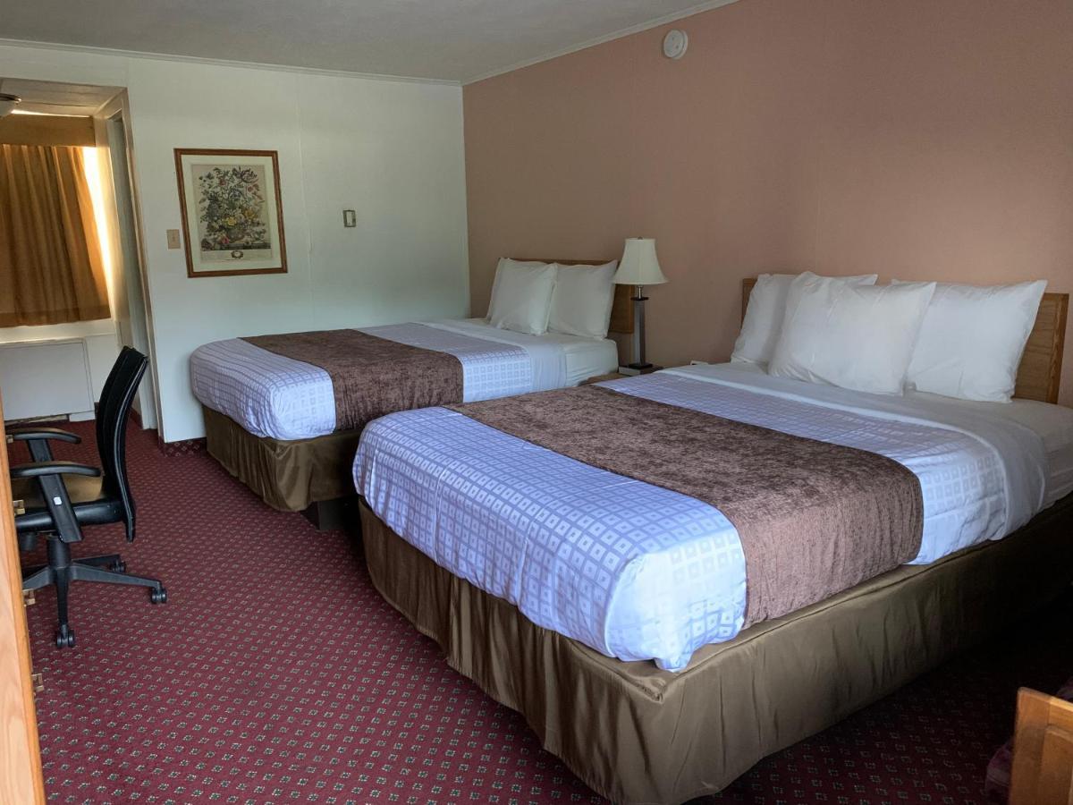 Red Carpet Inn & Suites Ebensburg Room photo